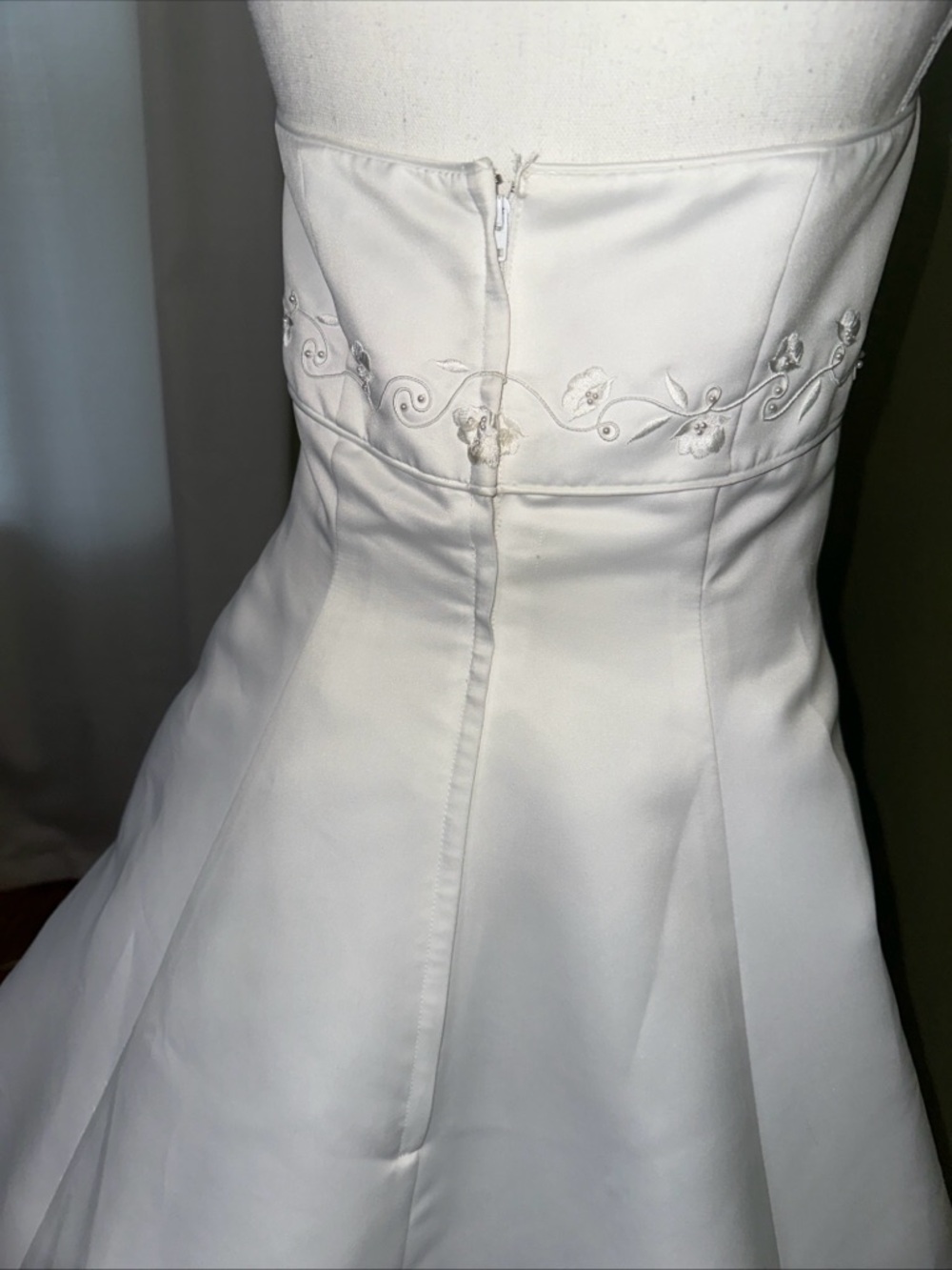 David's Bridal Strapless White A-Line Satin Wedding Dress - Picture 5 of 9
